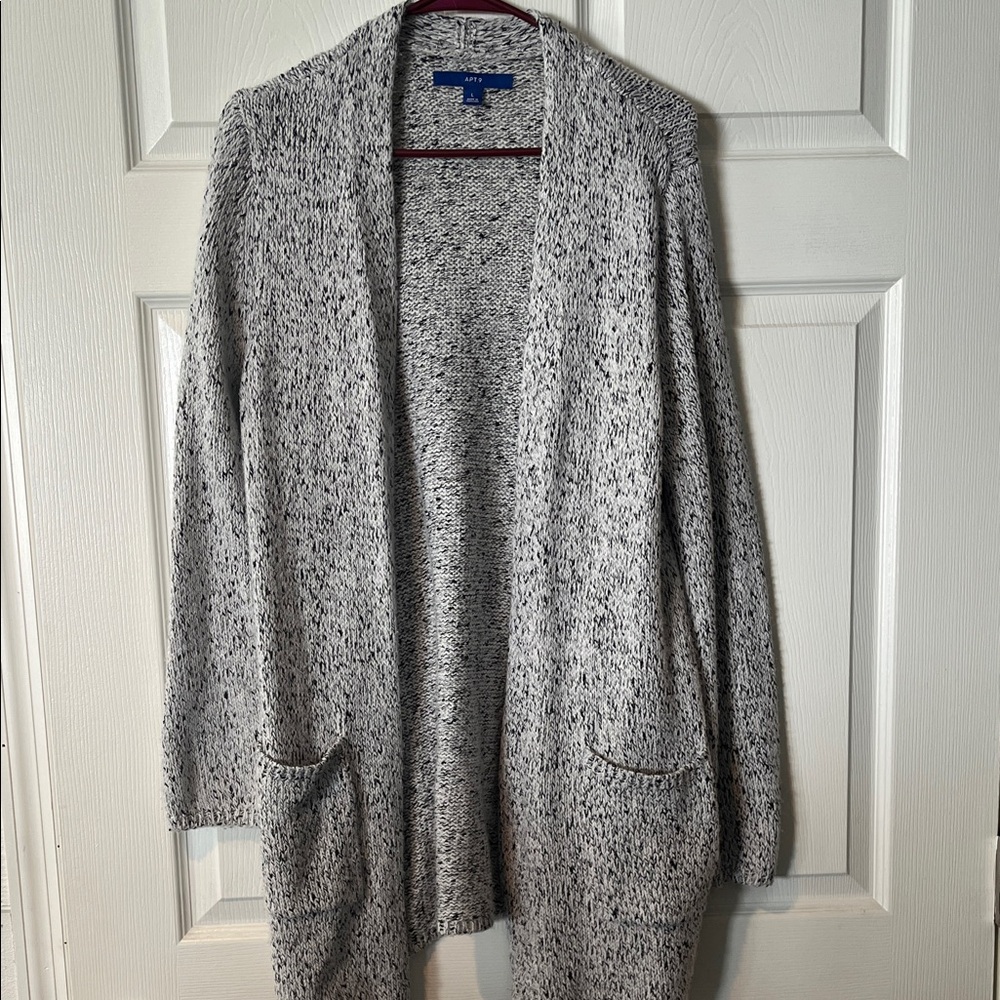 Women’s sweater.